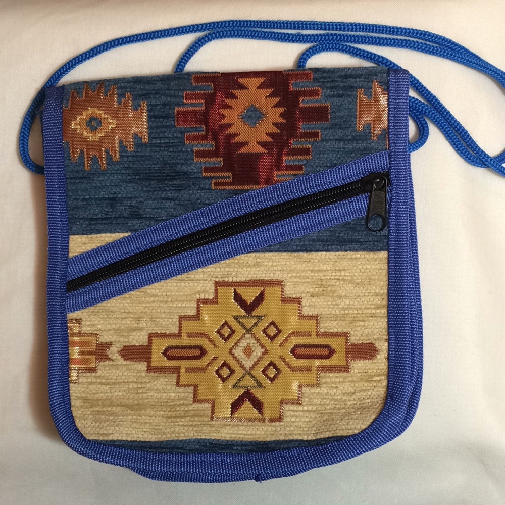 Retro ‘90s Native Tribal Style Small Shoulder Bag